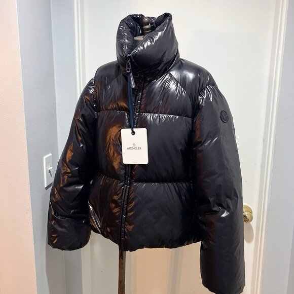 MONCLER Breteuil Giubbotto Cropped Black Puffer Down Jacket Wms Size 4/ L $1690+ - Picture 4 of 14